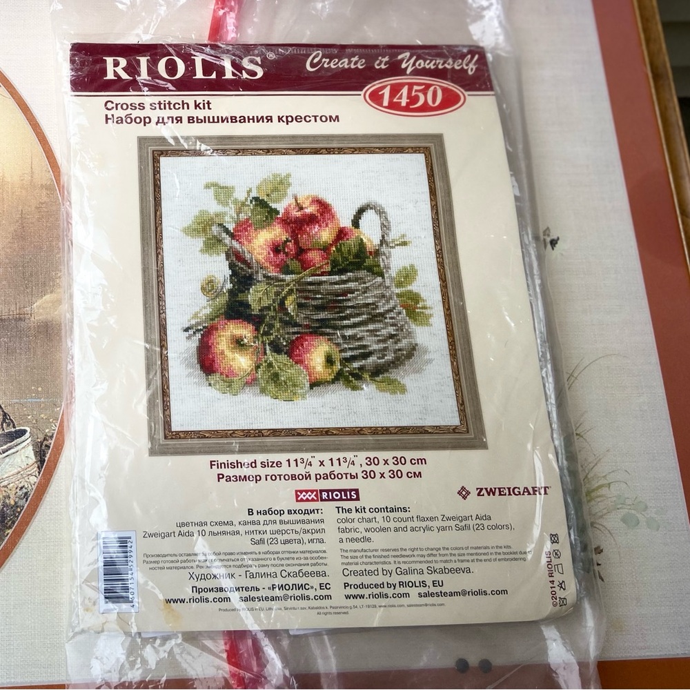 Vintage🍎Riolis Cross Stitch Kit with Apple Basket Design, Open but not used 🤩